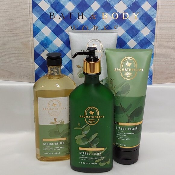 BATH & BODY WORKS 'EUCALYPTUS SPEARMINT' AROMATHERAPY BODY CARE 4-PIECE …